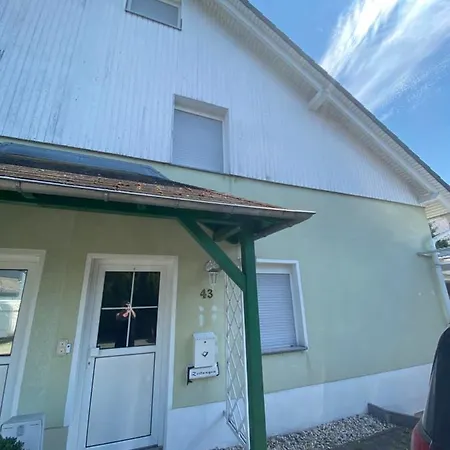 Stilvolles Mit Garten Fuer 6 Personen
